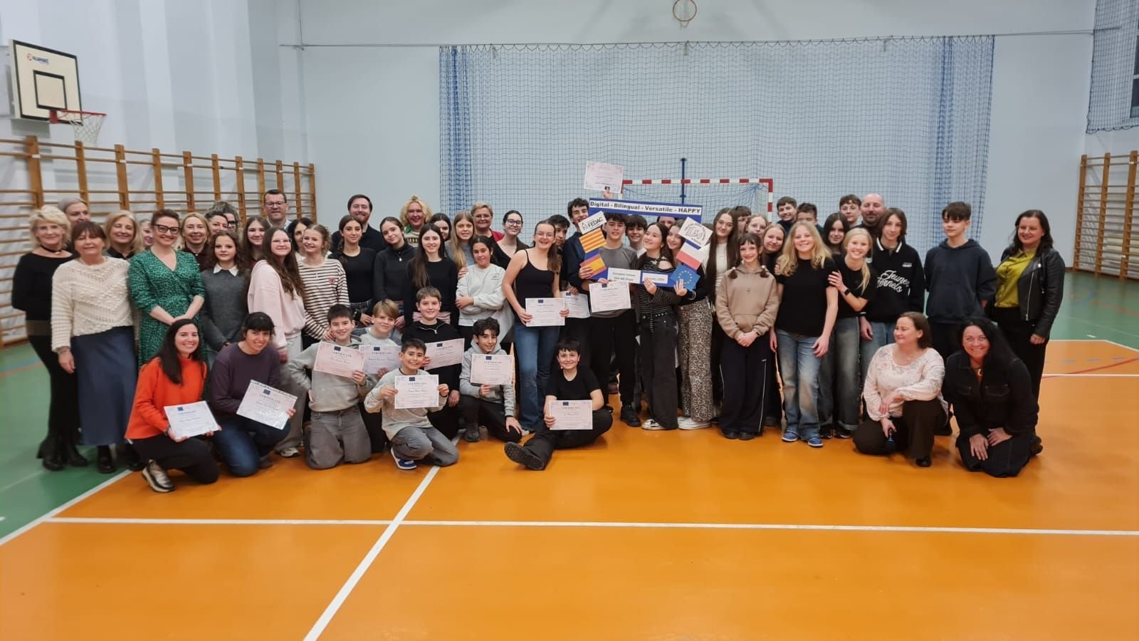 Pupils and teachers from both schools with their Erasmus+ certificates